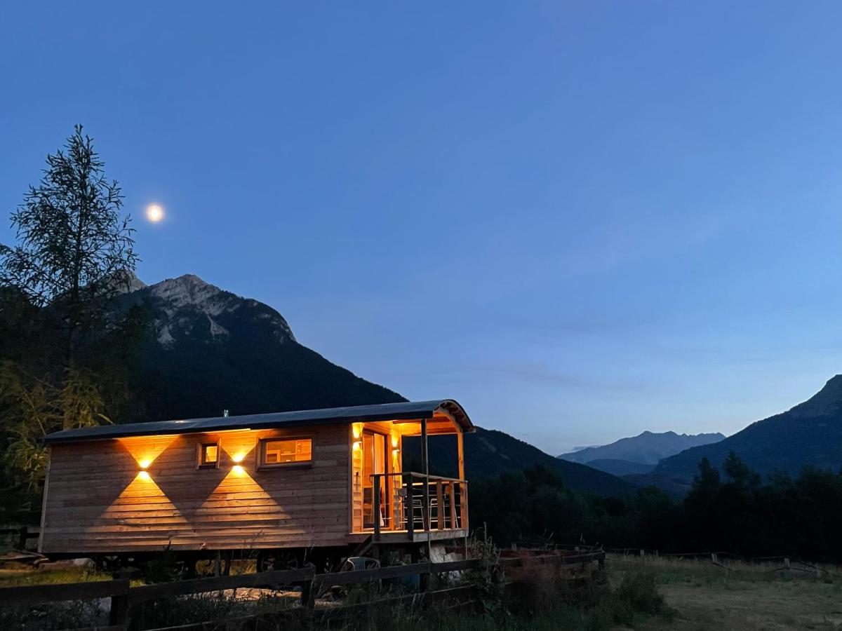 Alpine Love Shack Villar-Saint-Pancrace المظهر الخارجي الصورة